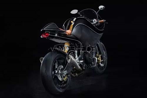 碳纤维摩托车
